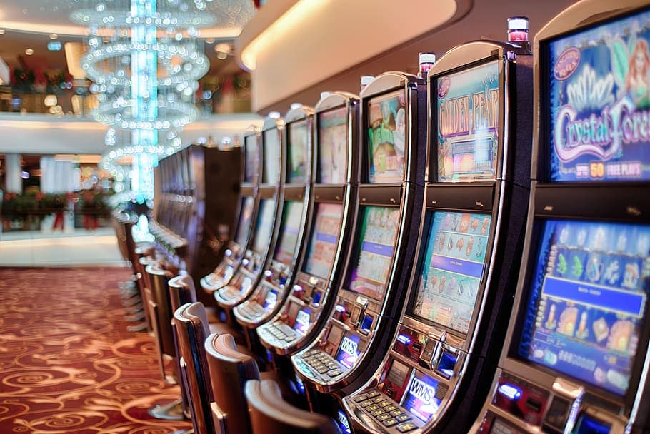Judul: Sensasi Bermain Slot Kelas Dunia di Okeplay777