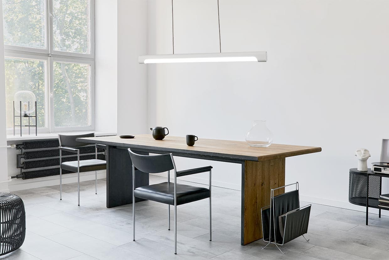 Sleek Illumination Crafted for Elegant Living Spaces