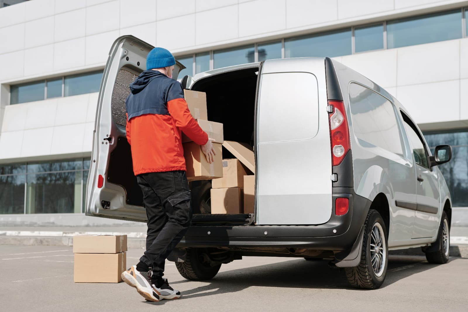 Moving Companies Calgary with Licensed and Insured Teams