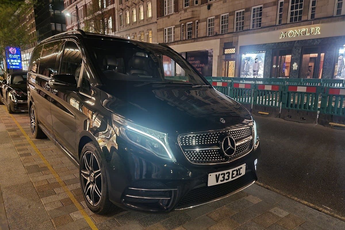 Reliable Taxi from Nottingham to Heathrow Airport