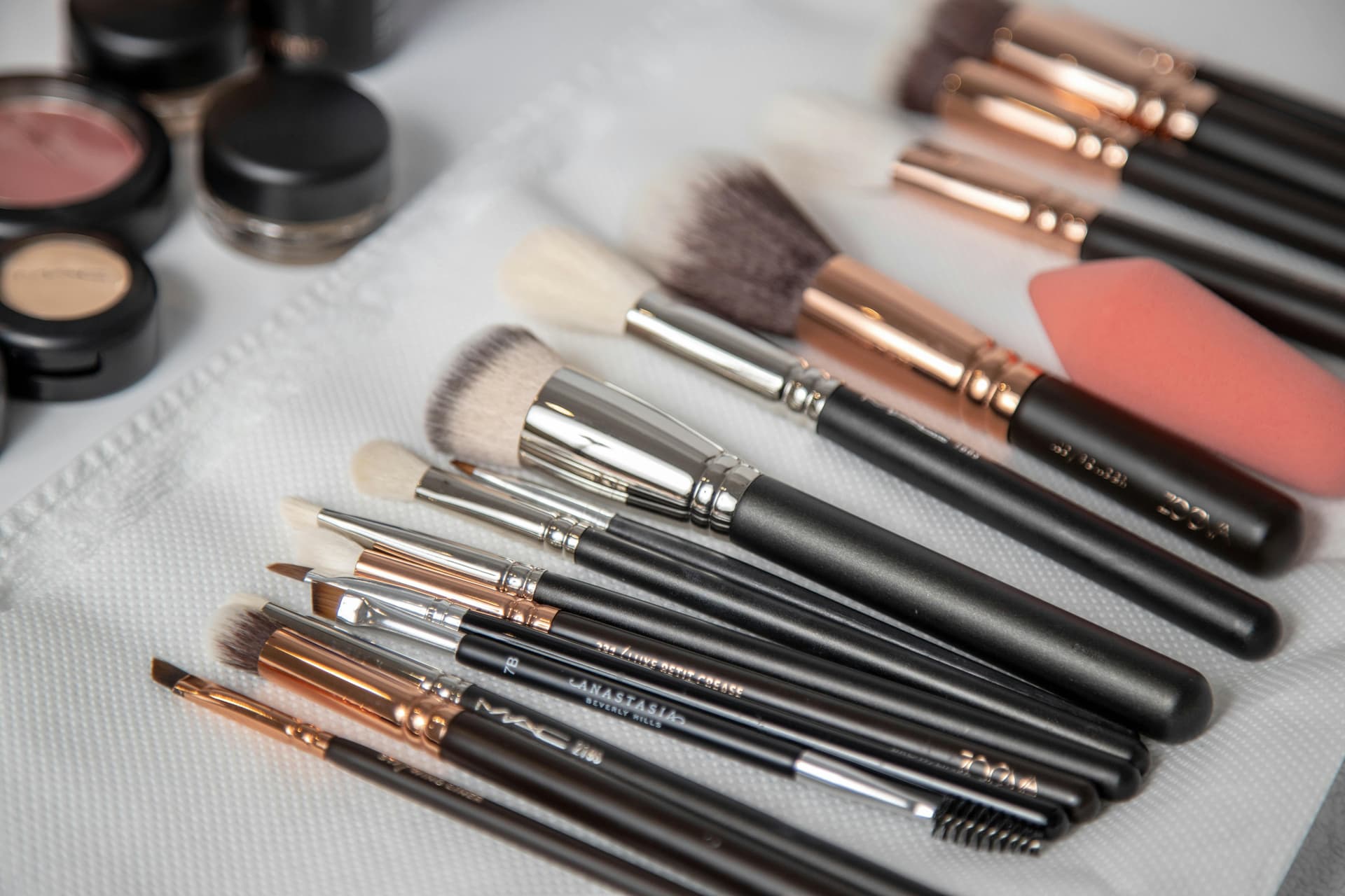 Exploring the Best Hourglass Cosmetics for Every Occasion