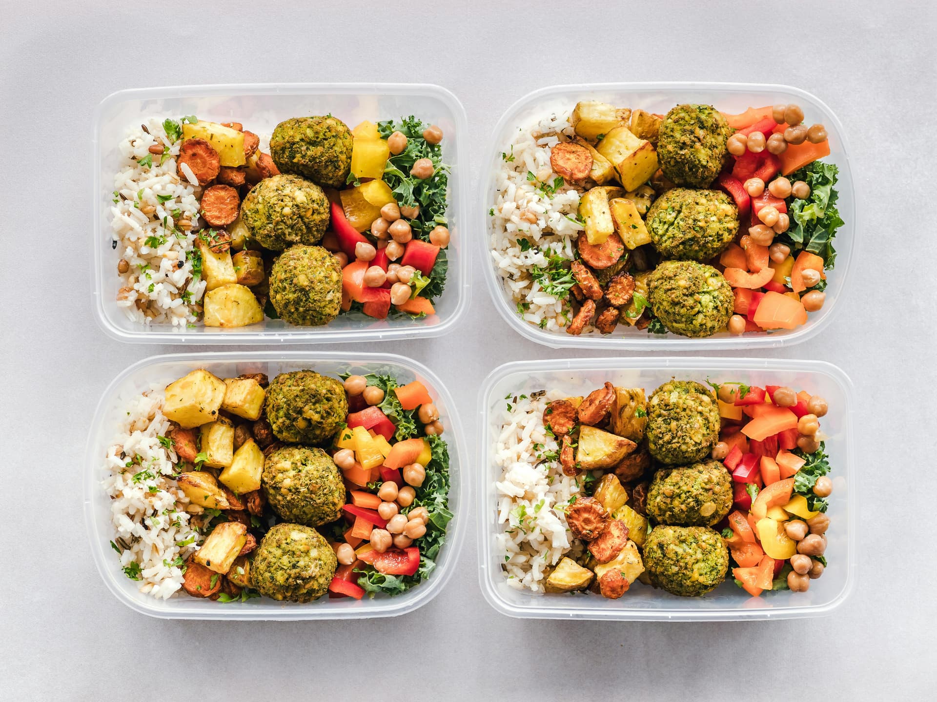 Why an Allergy Friendly Care Package Is a Thoughtful Student Gift