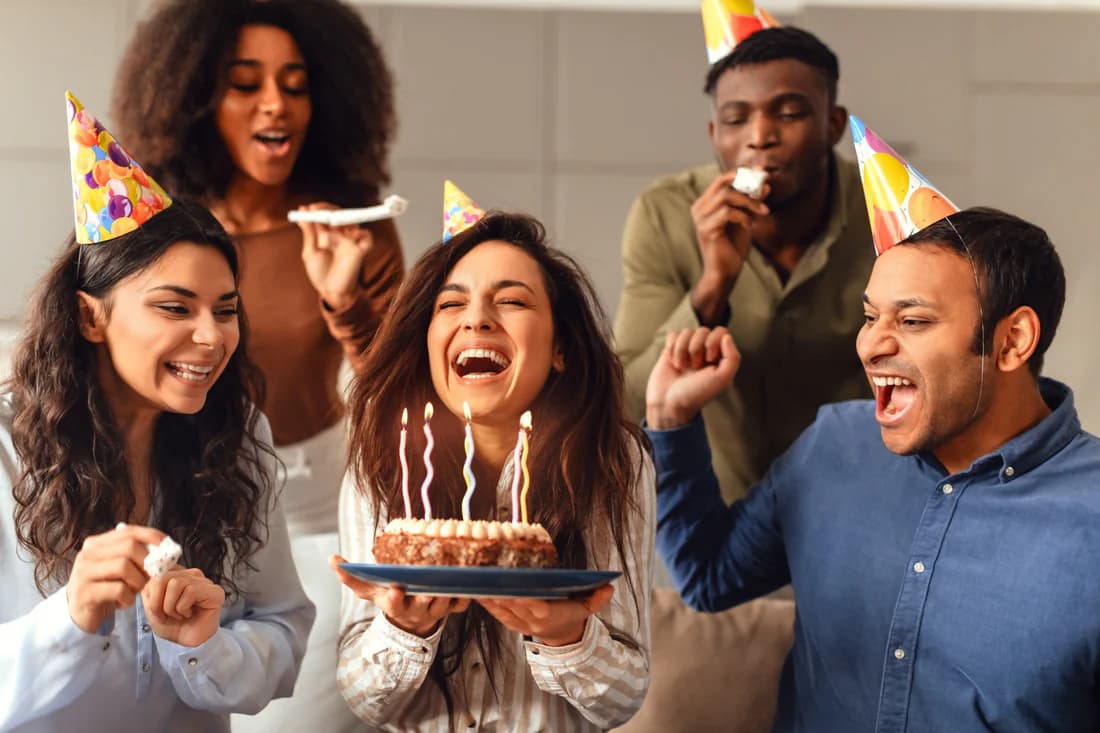 ברכות יום הולדת לבעל באולפני נולד קליפ – מצגת ושיר מרגש ליום מיוחד