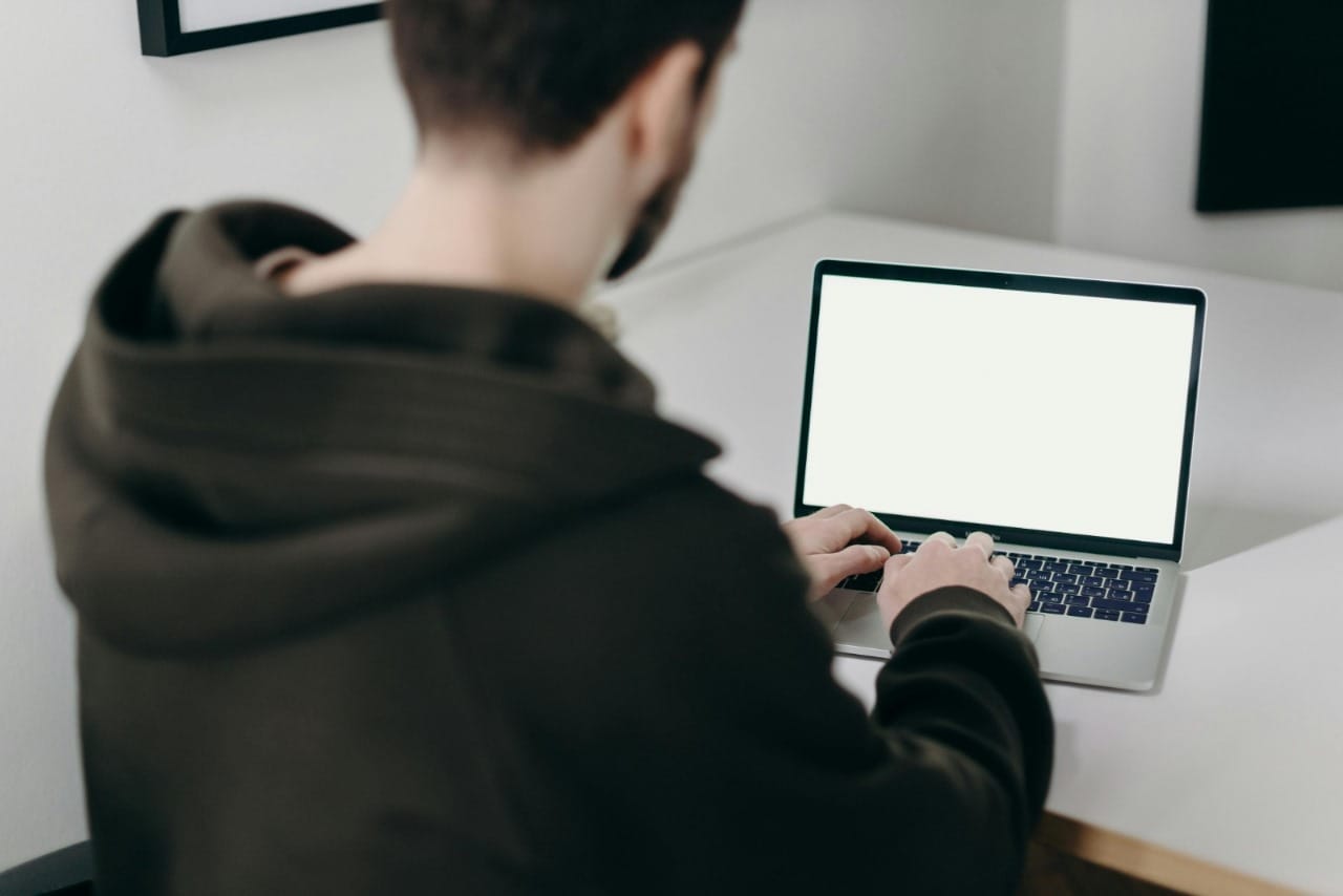 HOW EXPERT NURSING COURSEWORK WRITERS CAN HELP YOU SUCCEED