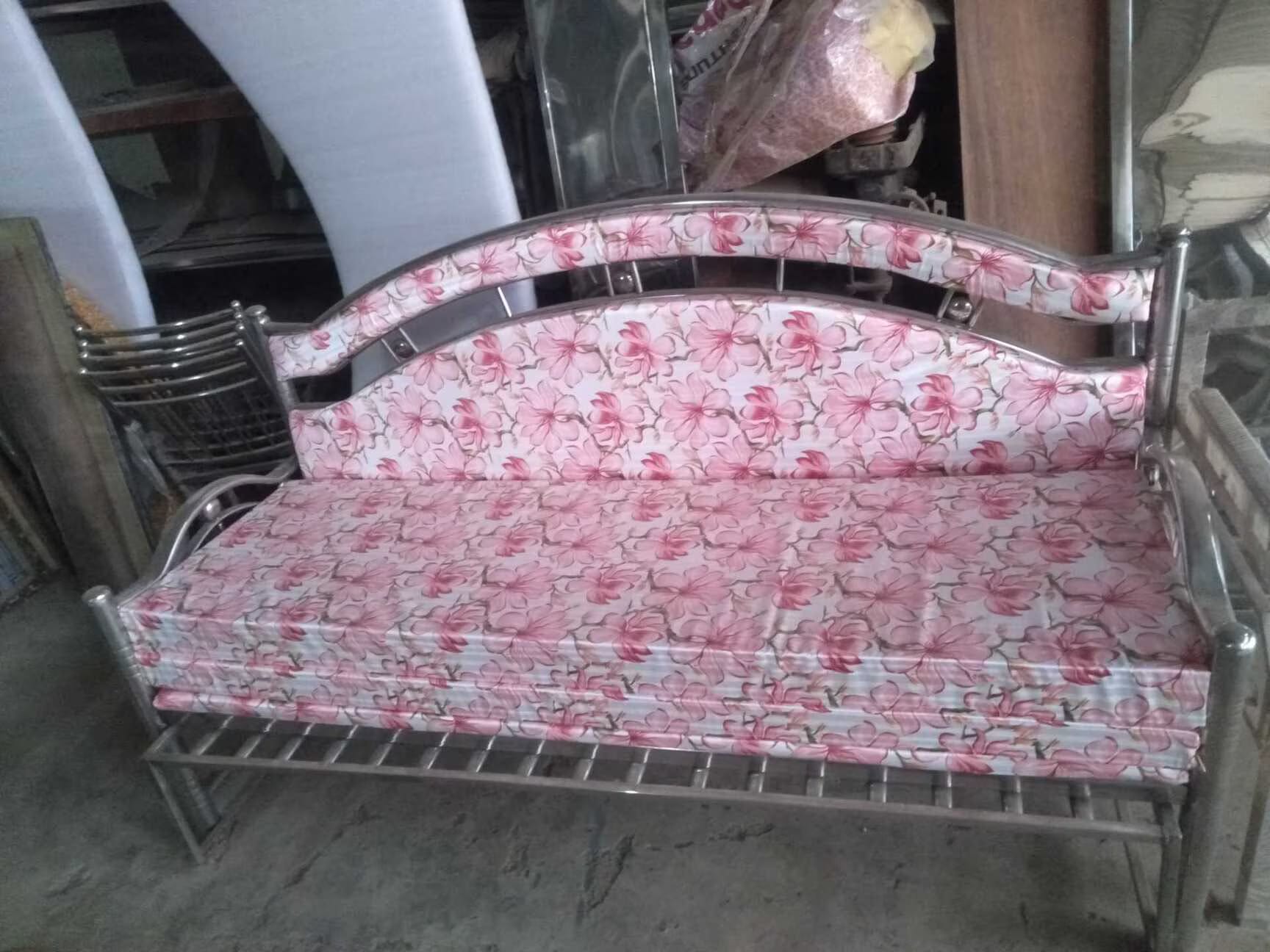 Commercial stainless steel furniture manufacturer for businesses