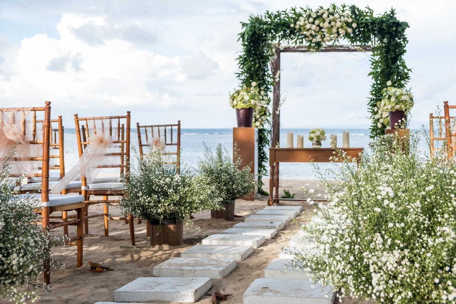 Stylish Event Furniture Rentals for Any Occasion