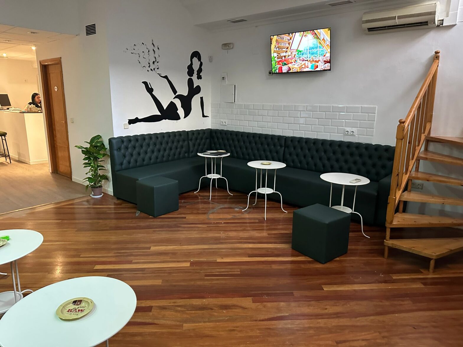 Experience the Best of the Weed Club Madrid: A Guide to Membership and Enjoyment