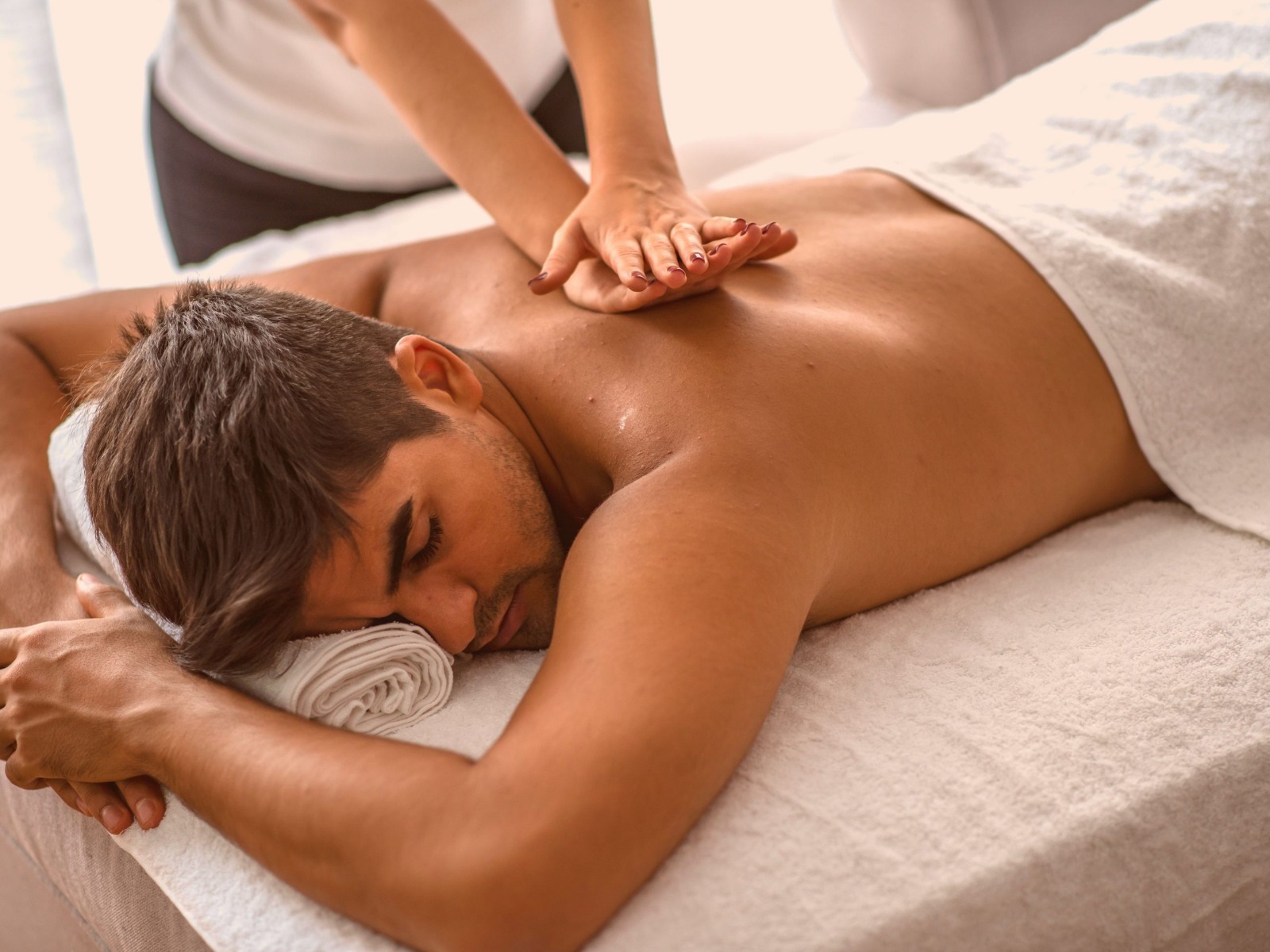 Exklusive Ayurvedische Massage Schulungen paderborn für Hotels und Wellnessbetriebe