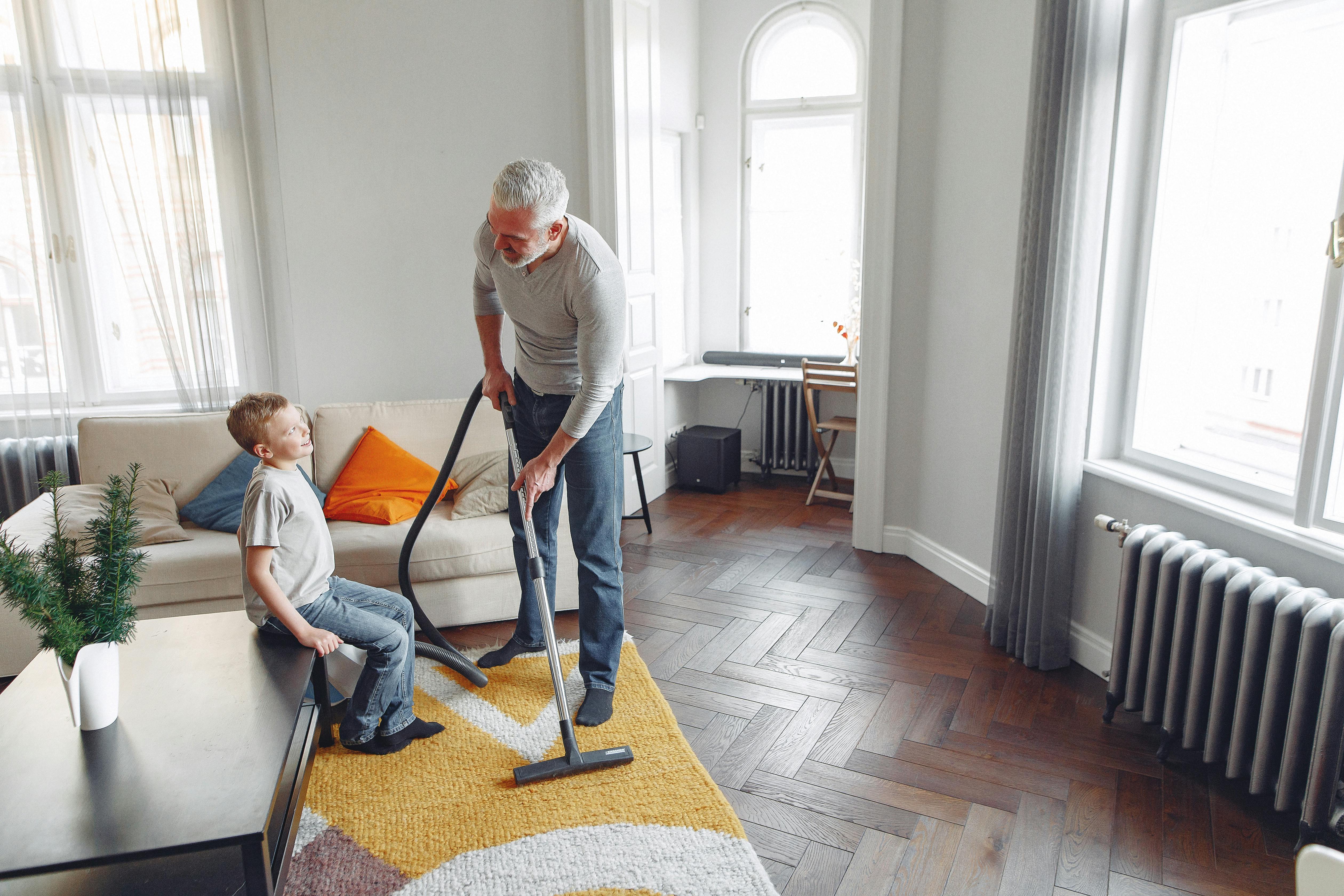 Quick Response Carpet Cleaning Dubai Team Available 24/7