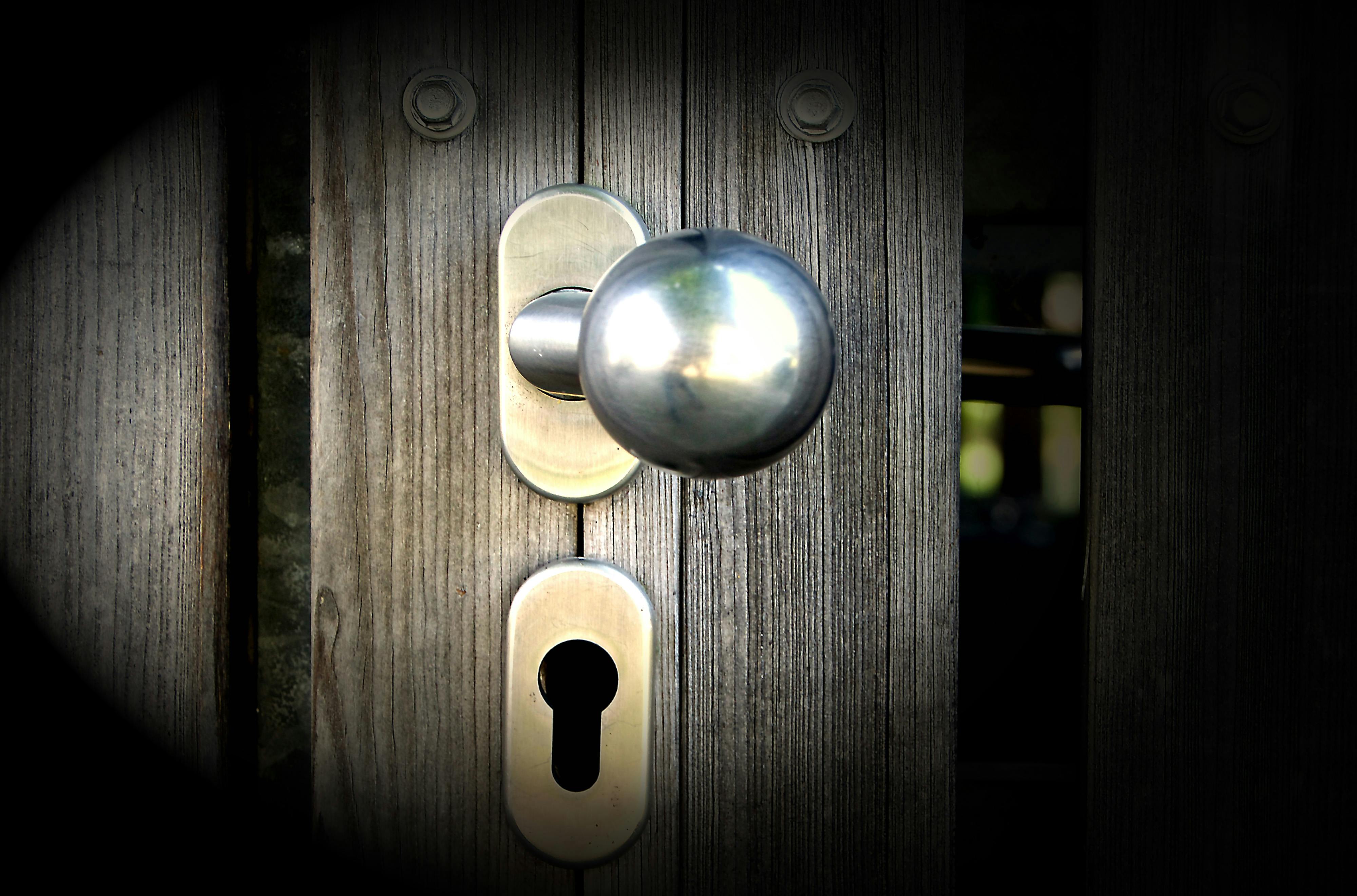 Reliable 24h Locksmith for Emergency Situations