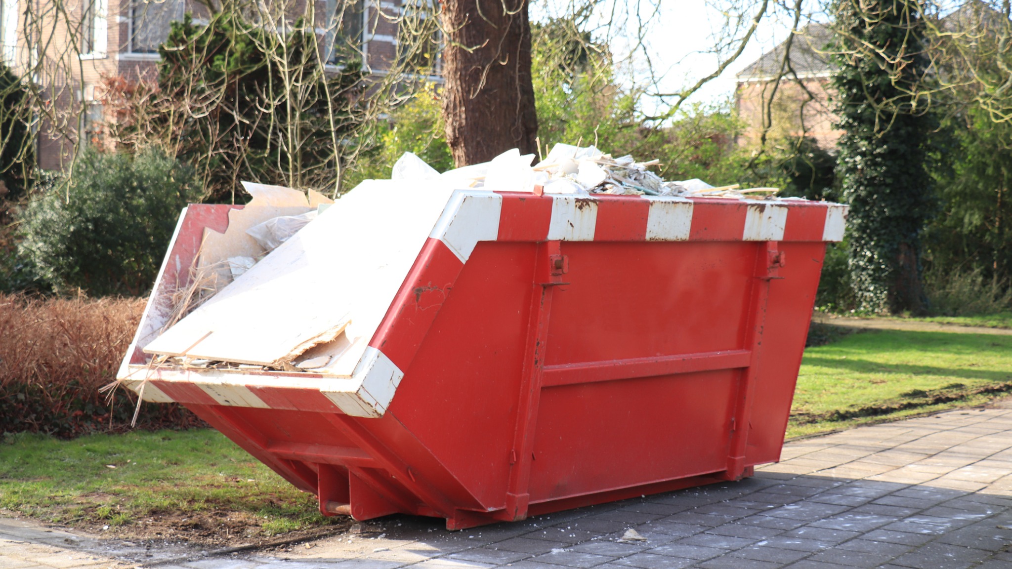 Residential Dumpster Rental Near Me: The Smart Way to Declutter